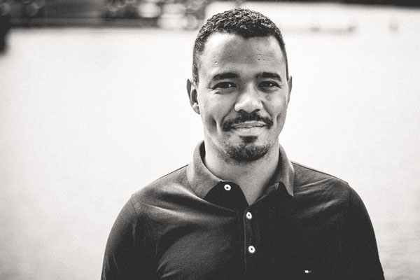 Carlos de Vries | Actor