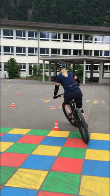 die Körper-Bike-Trennung für Kurven