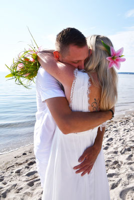 Brautpaarshooting Elopement an der Ostsee