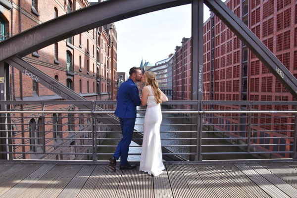 Fotoshooting Brautpaar Speichstadt Brücke