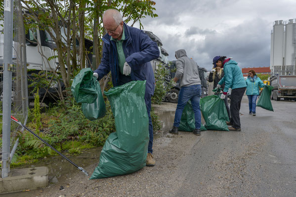 Wir machen sauber am Rhein - CleanUp-Event am Lichtenberger Ufer. Fotos: Martin Hartmann
