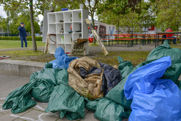 Wir machen sauber am Rhein - CleanUp-Event am Lichtenberger Ufer. Fotos: Martin Hartmann