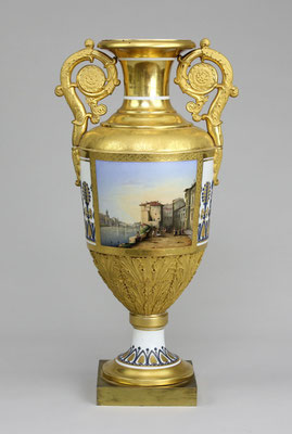 St. Petersburg Ansichtenvase / Kunstauktion OWL