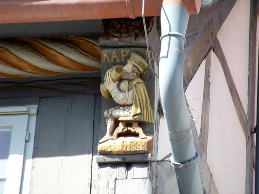 Hameln: Detail des Stiftsherrenhauses