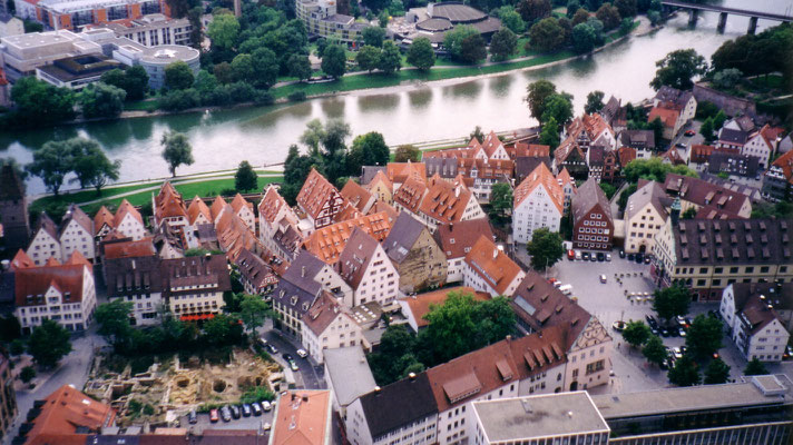 Blick vom Turm des Ulmer Münsters auf die Altstadt