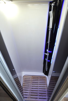 Campingcar_Sabadin_Perigueux_Autostar_privilege_I720