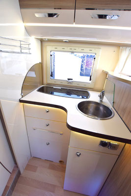 Campingcar_Sabadin_Perigueux_Autostar_privilege_I720