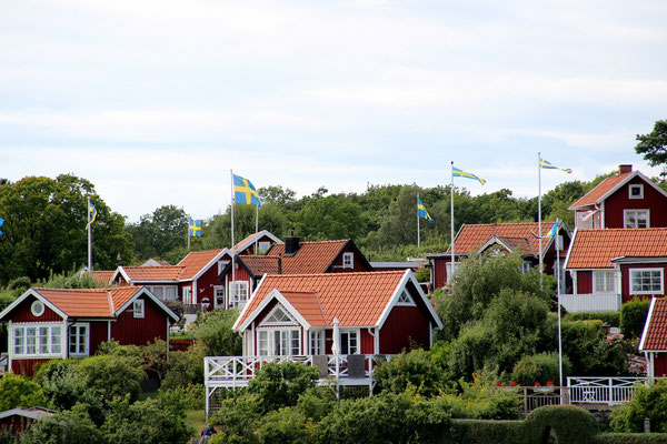 Dragsö, île de Karlskrona réputée pour ses maisons rouges typiquement suédoises et qui ont apparemment servies pour les photos de cartes postales officielles de Suède durant des années.