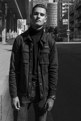 New Face, Model worden, Man model, Model, Mannelijke model, malemodel, modellenwereld, modelling, modellife, modelo, mannenportolio, portfolio, shoot, modelfotografie, modelshoot, photoshoot, photography, fotografie, mensfashion, menswear, mannenmode
