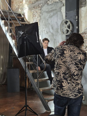Atelier de Bioscoop, Fotoshoot Dag, Portfolio Fotoshoot Dag, Model, Modellen, Casting, Acteur, Acteurs, Behind the scenes, fotograaf, portfolio, portfolio laten maken, inschrijven modellenbureau, inschrijven castingbureau, update portfolio, shoot