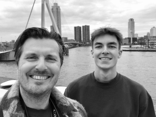 Super gezellige fotoshoot in Rotterdam met Victor, samen een selfie gemaakt, we hebben toffe beelden kunnen maken voor zijn portfolio in Rotterdam