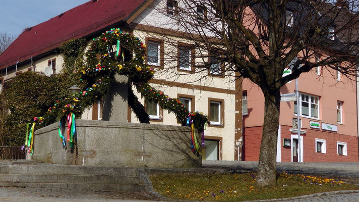 Osterbrunnen in Stammbach