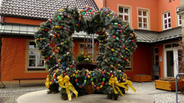 Osterbrunnen in Gefrees