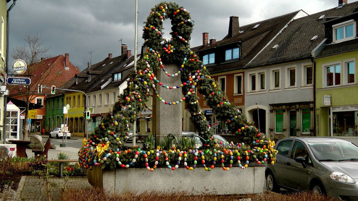 Osterbrunnen in Gefrees