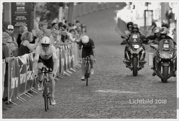 Ironman Frankfurt 2018  Radstrecke 'Die Hölle von Hochstadt' - hier Tyler Butterfield, BER