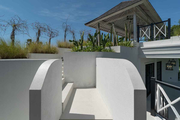 Seminyak villa for sale