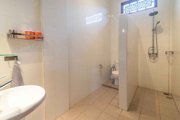 Lovina real estate for sale