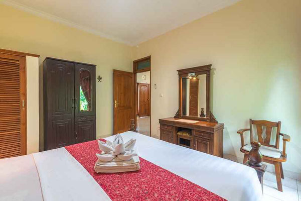 Lovina property for sale