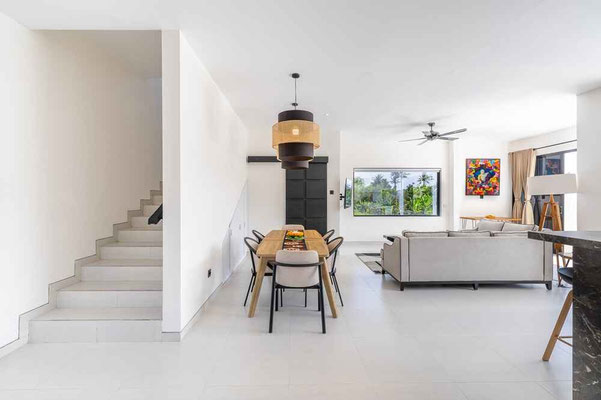 Tumbak Bayuh villa for sale