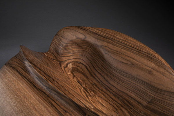 #21/27 | Walnussbaum, walnut, ø 47 cm  H 21 cm