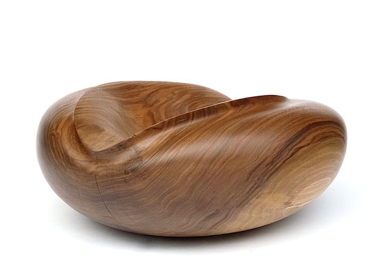 #25/19 | Walnussbaum, walnut, ø 39cm  H 18 cm