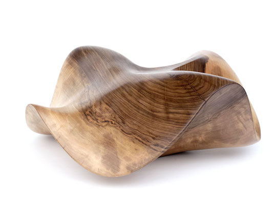 #23/19 | Walnussbaum, walnut, ø 40 cm  H 17 cm