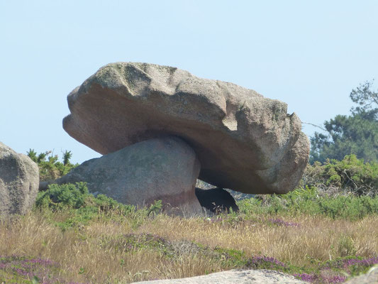 Les fameux rochers en équilibre de Perros-Guirec