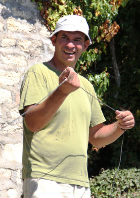 Stéphane (Luberon Patrimoine) a la manoeuvre