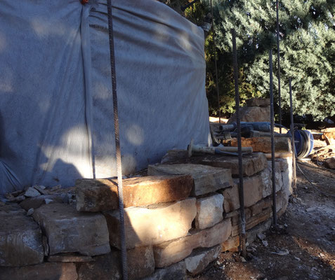 Montage du mur (détail)