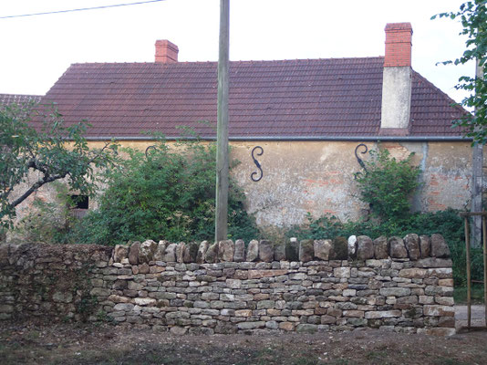 Vue de la section reprise depuis l'intérieur de la propriété