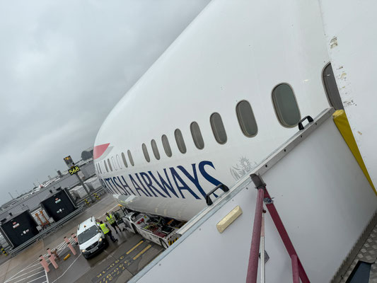 Nun steht der 8-stündige Flug nach Chicago an.