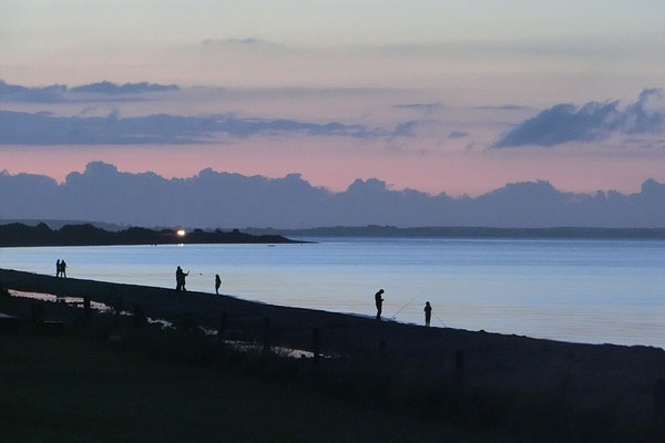 Abends am Strand vor dem Seehof