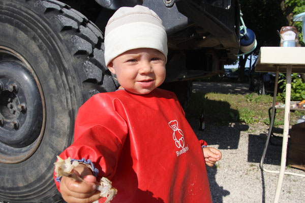 Sarah beim Grillen, Friedberger See