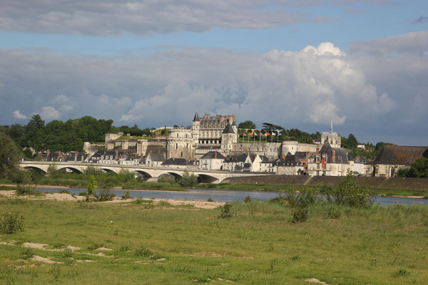 Standplatz m. Sicht auf Schloss Ambois