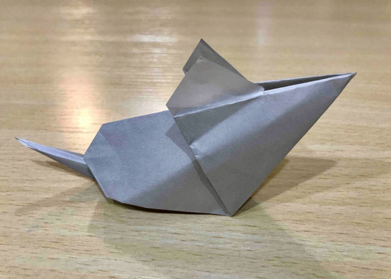 ネズミ Mouse (origami), designed by Teru Kutsuna.