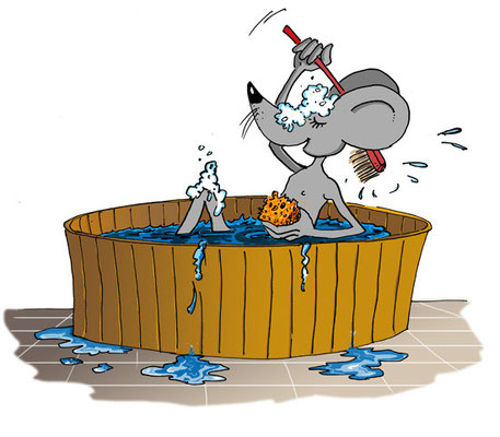 Antonie beim Baden