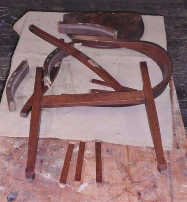 Armlehnstuhl zerlegt