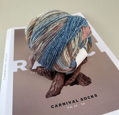 Laines du Nord Carnival Socks