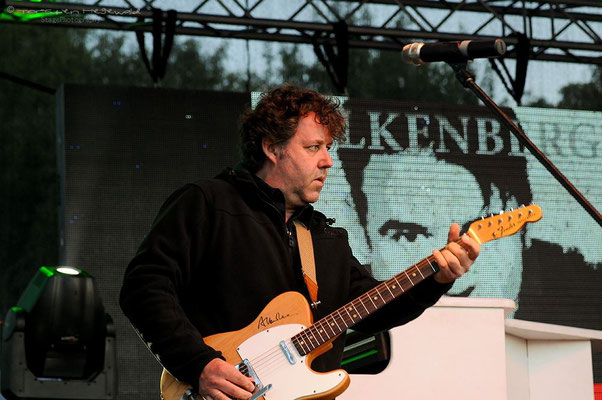 Falkenberg und Band 2011 bei der Liederflut in Meißen