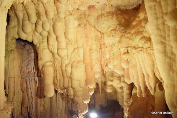 Tropfsteinhöhle Grotte di Toirano