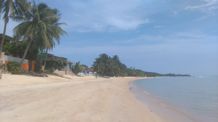 Mae Nam Beach...