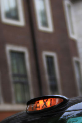 ロンドン市内　EOS Kiss X7+Lensbaby Velvet 85mm f1.8　＠写真：水谷　諭