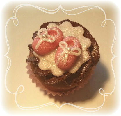 2014_11_08 Mini Baby Cupcakes /4