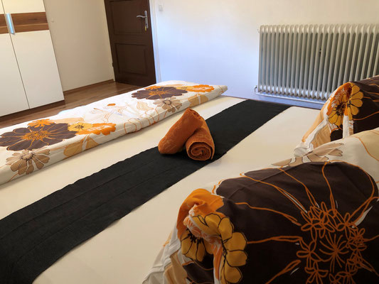 Appartement Ahorn Schlafzimmer 1