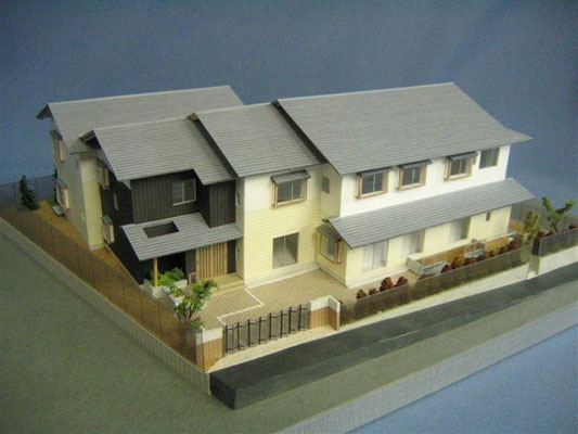 1/75　カラー模型　外観　商業施設