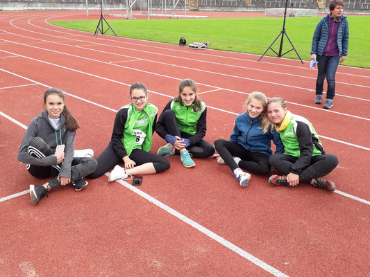 Von links nach rechts: Irene Eguizabal Asin, Magdalena Niederhofer, Nina Watzal, Louisa Lehner und Madeleine Wex