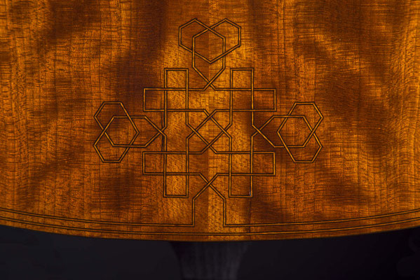 Bodenornament auf Lirone - Violworks