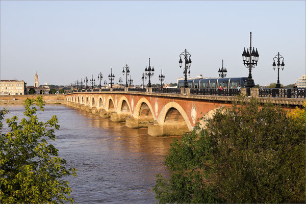 Pont de Pierre, Bordeaux, France
