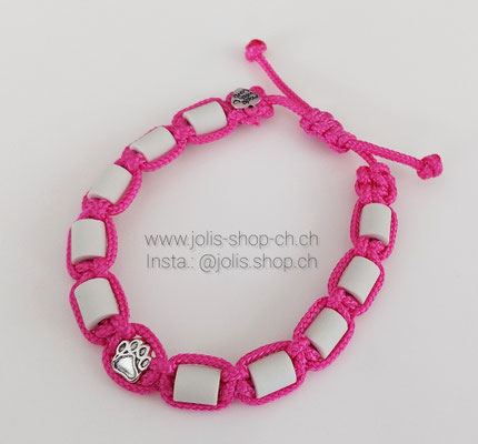 Art.-Nr.: 7004-8          EM-Keramik Zecken- und Flohhalsband verstellbar   23cm-31cm (Pink mit silbernem Anhänger)         Preis: CHF 16.-