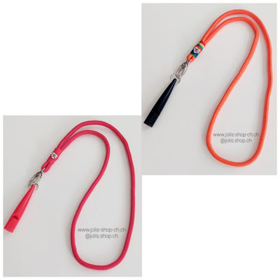Art.-Nr.: 6042-01 (orange) oder 6042-02 (rot) / Anhänger nicht verstellbar    mit Pfeife CHF 15.- / ohne Pfeife CHF 10.-